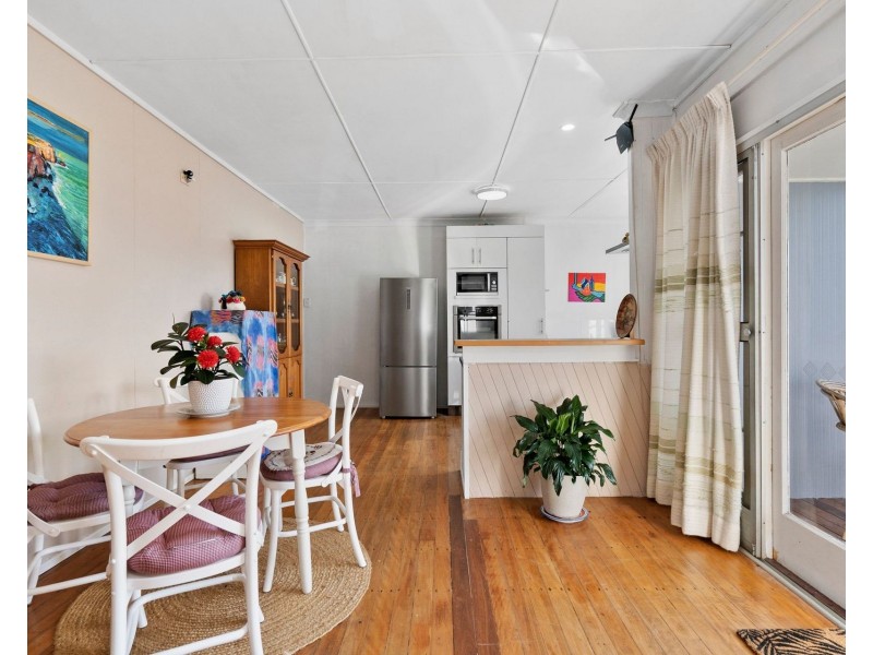 13 Bega Street, Burnside QLD 4560