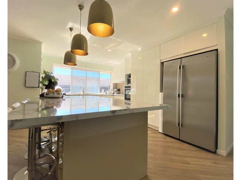 22 Lindeman Avenue, Buderim QLD 4556