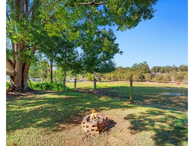 16 Shrub Road, North Arm QLD 4561