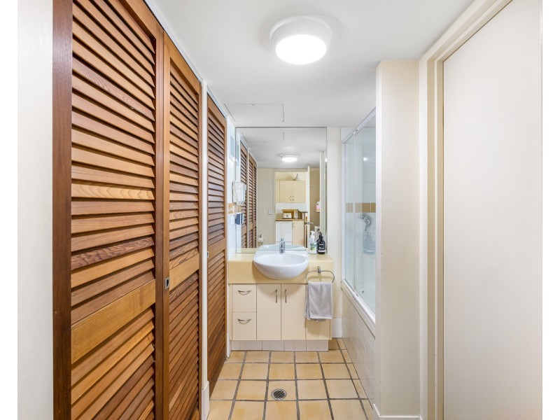 345/180 Alexandra Parade, Alexandra Headland QLD 4572