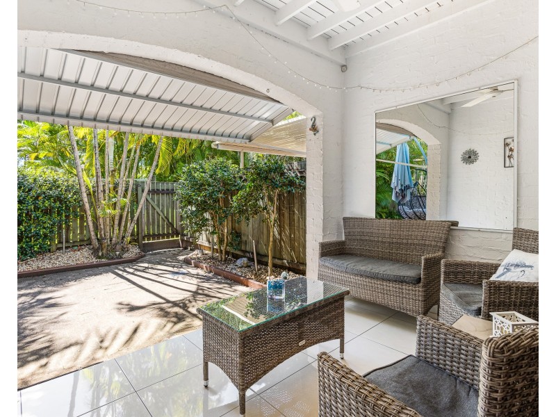 51/1 Poinsettia Court, Mooloolaba QLD 4557