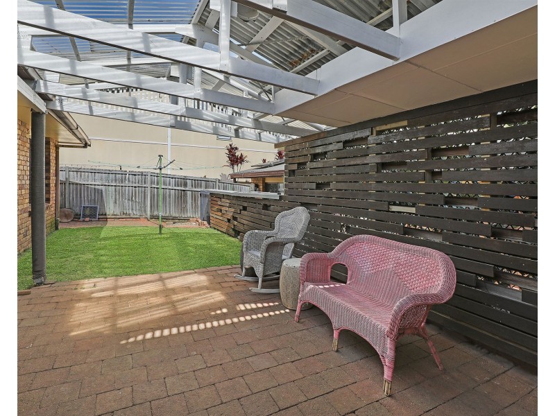 1/22 MacDonald Street, Dicky Beach QLD 4551