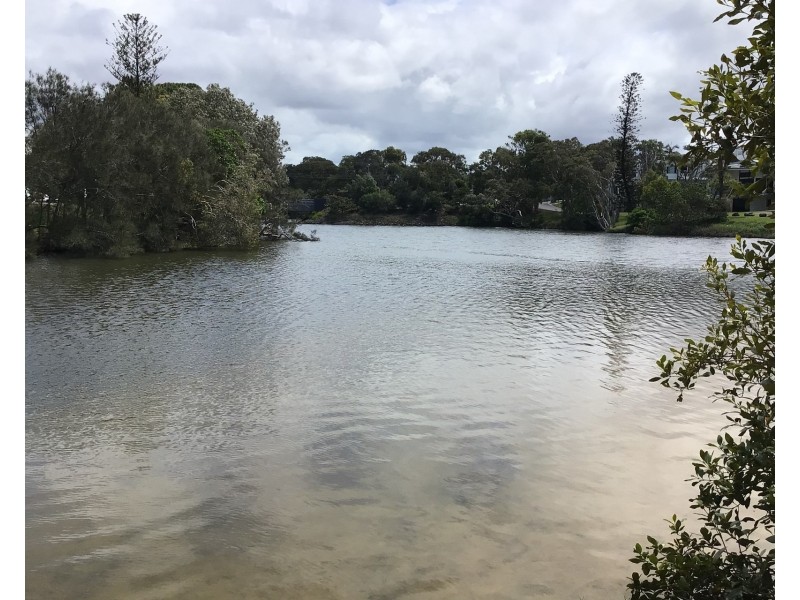 1/22 MacDonald Street, Dicky Beach QLD 4551