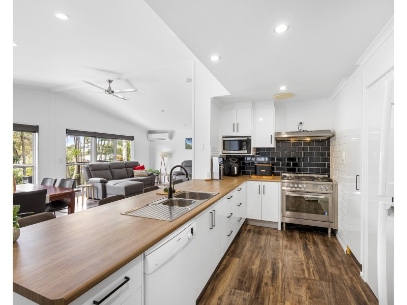 28 Centenary Crescent, Maroochydore QLD 4558