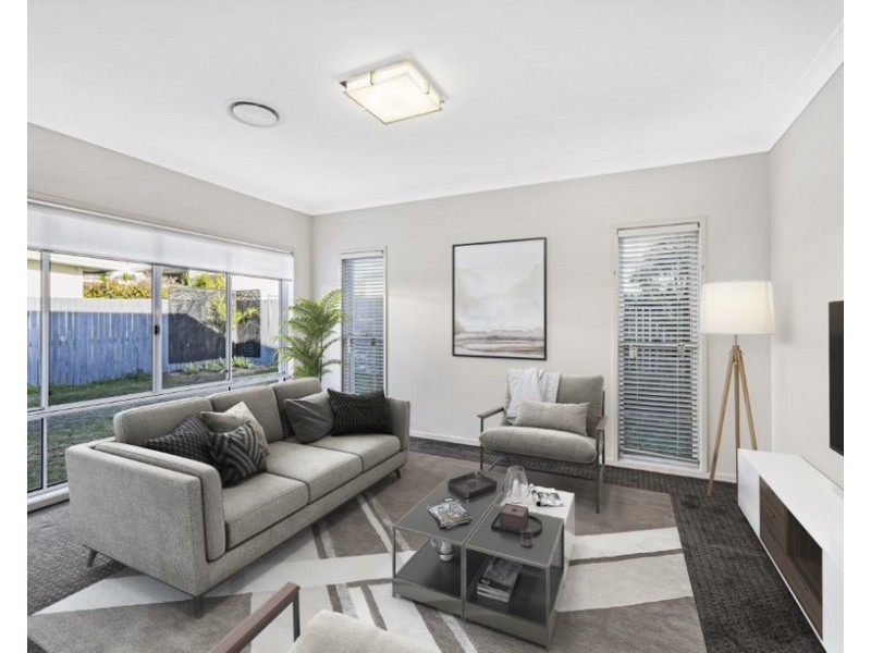7 Blade Court, Birtinya QLD 4575