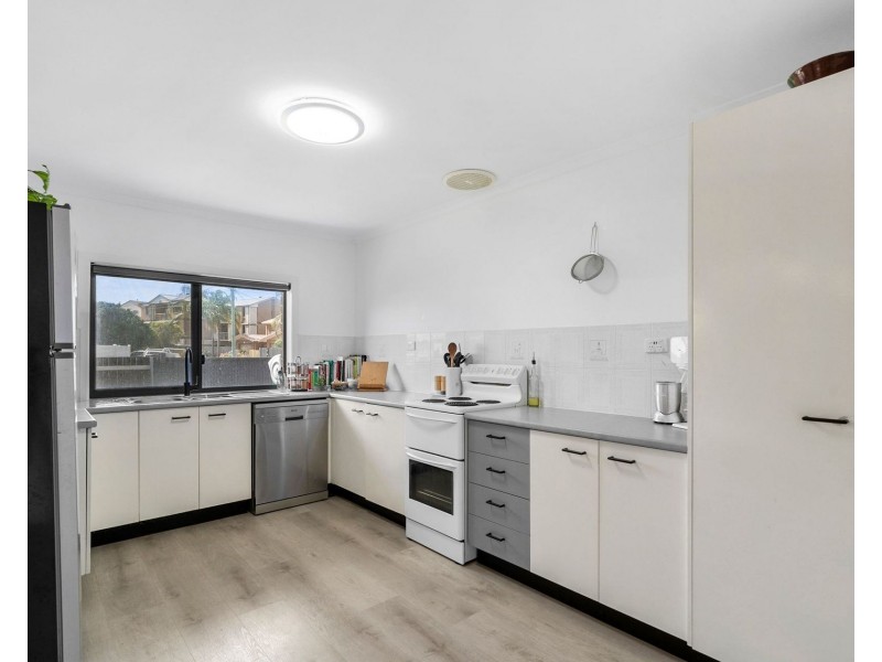 1 Yaringa Avenue, Buddina QLD 4575