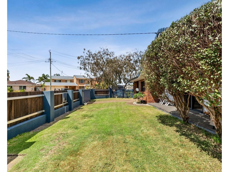 1 Yaringa Avenue, Buddina QLD 4575