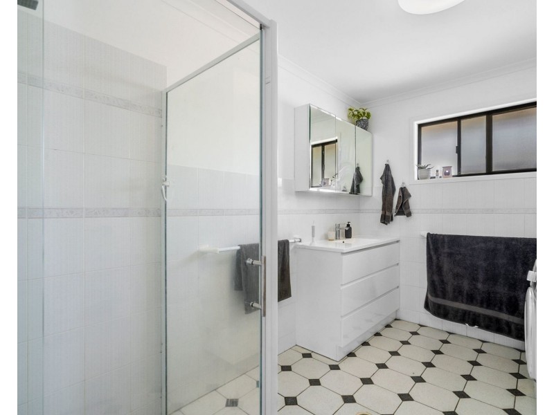 1 Yaringa Avenue, Buddina QLD 4575