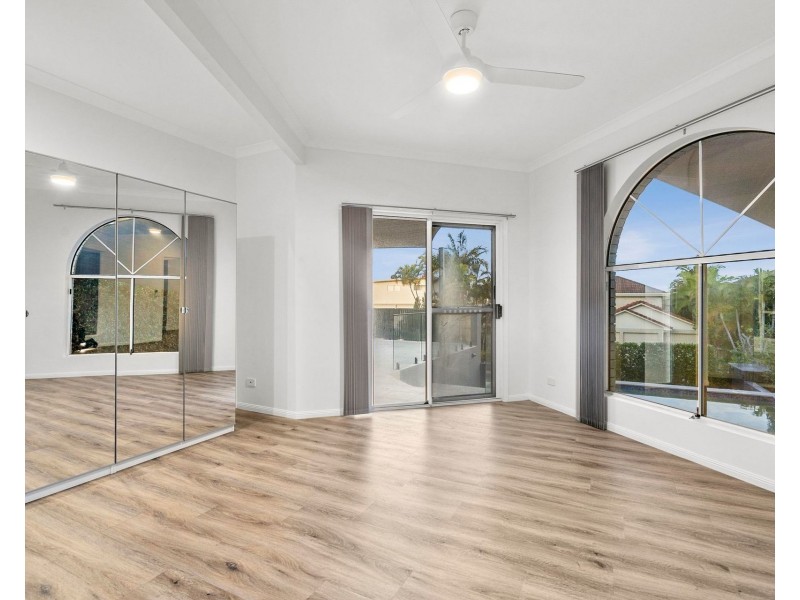 12 Ocean Crest Place, Alexandra Headland QLD 4572