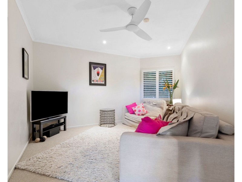 25 Mons School Road, Mons QLD 4556