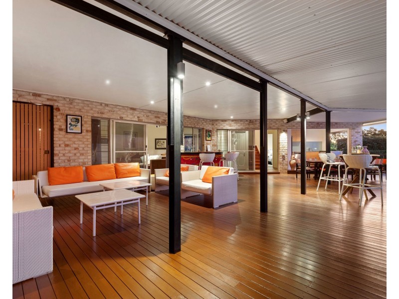 25 Mons School Road, Mons QLD 4556