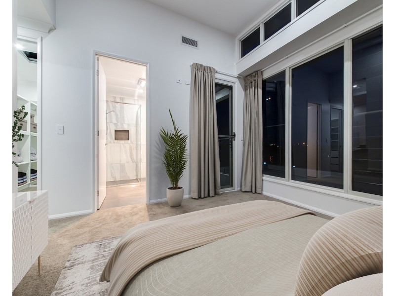 8A St Vincents Court, Minyama QLD 4575