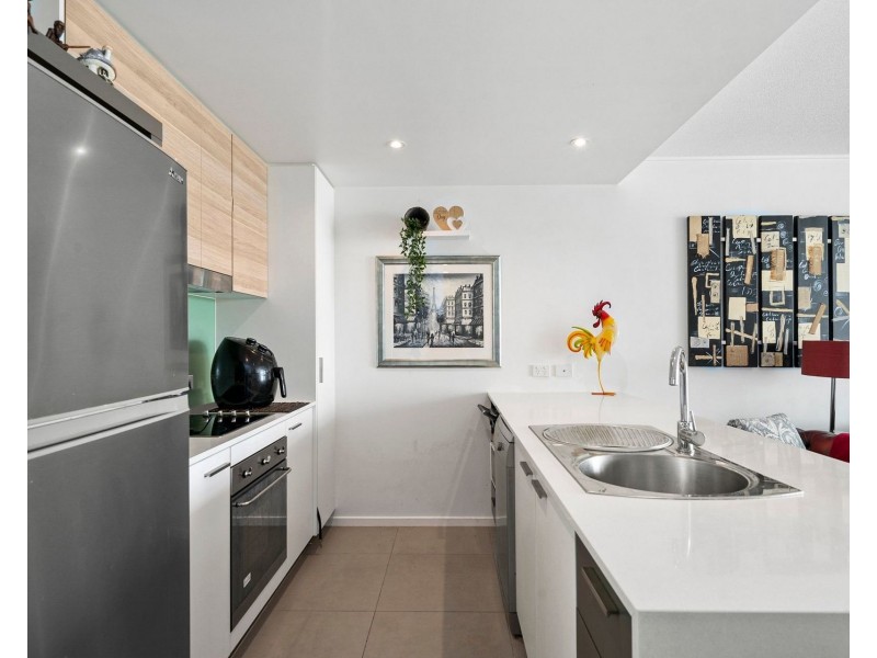 5203/5 Emporio Place, Maroochydore QLD 4558