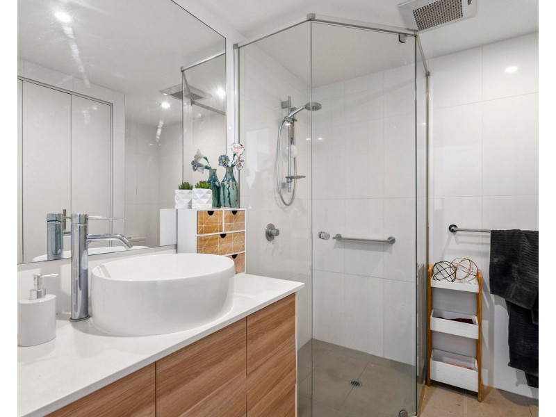5203/5 Emporio Place, Maroochydore QLD 4558