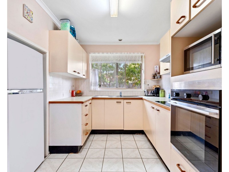 299/6 Melody Court, Warana QLD 4575