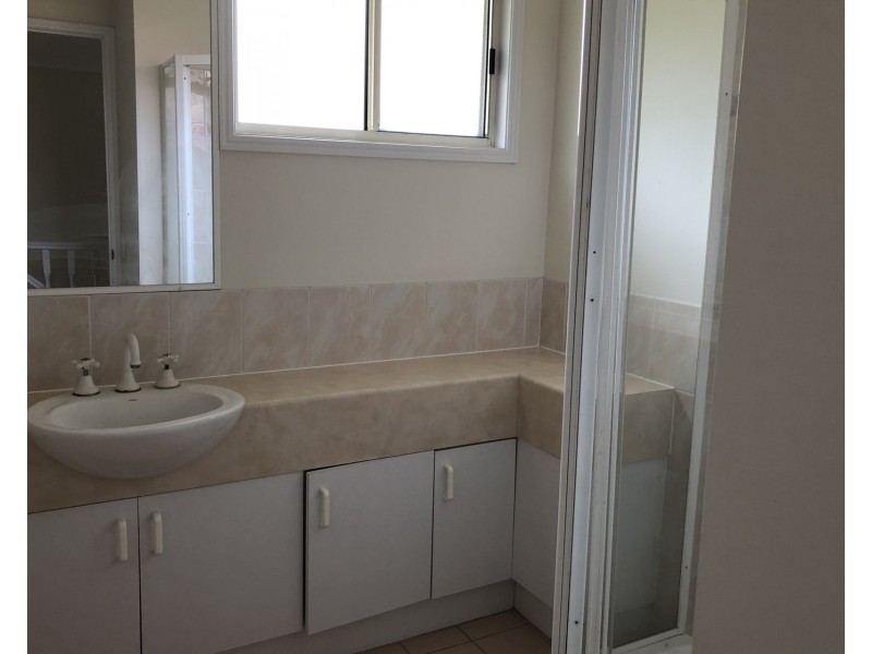 2/25 Camden Way, Maroochydore QLD 4558