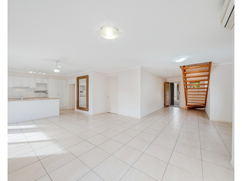 1/4 Ridge Road, Maroochydore QLD 4558