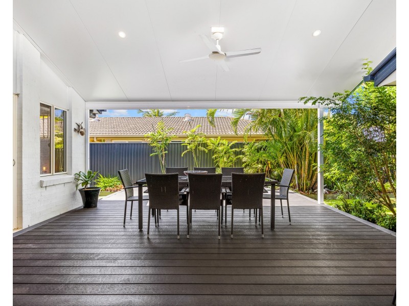 5 Satinash Place, Mudjimba QLD 4564