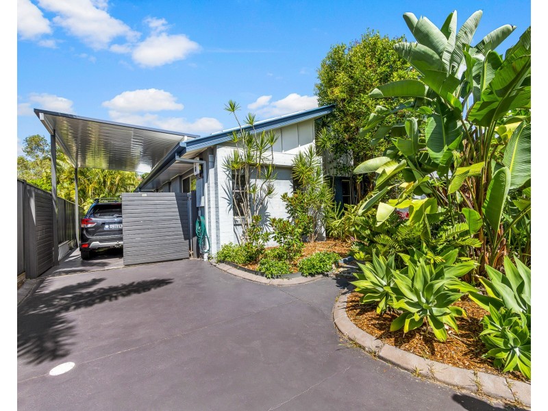 5 Satinash Place, Mudjimba QLD 4564