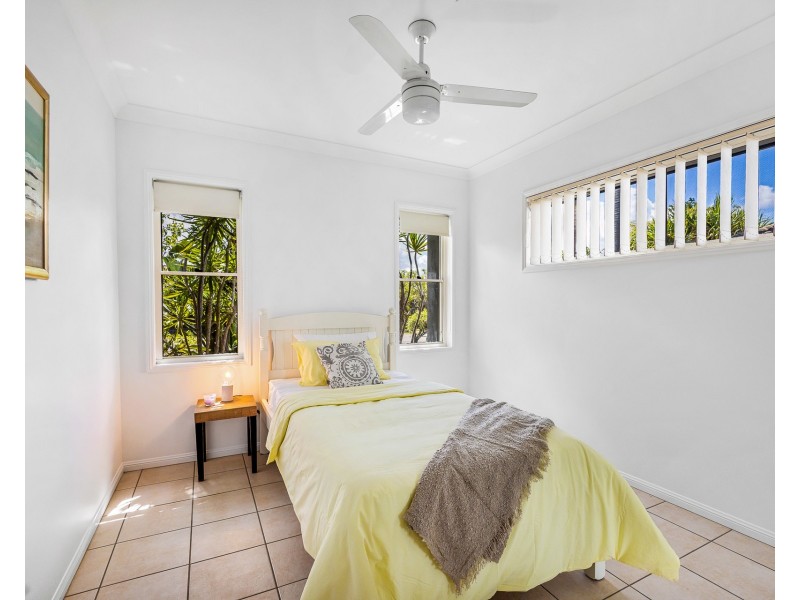 5 Satinash Place, Mudjimba QLD 4564