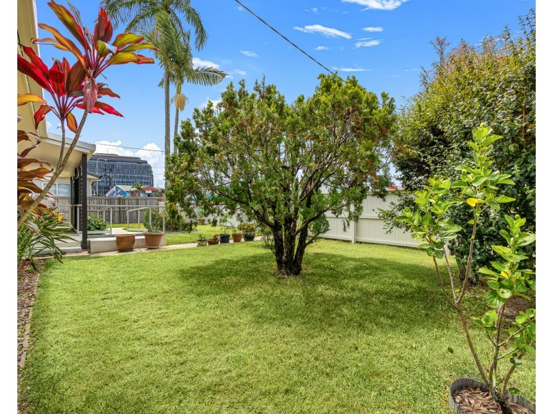 61 Bungama Street, Maroochydore QLD 4558