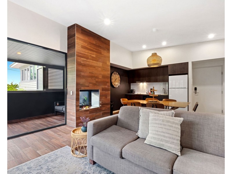 211/94-96 Main Street, Montville QLD 4560