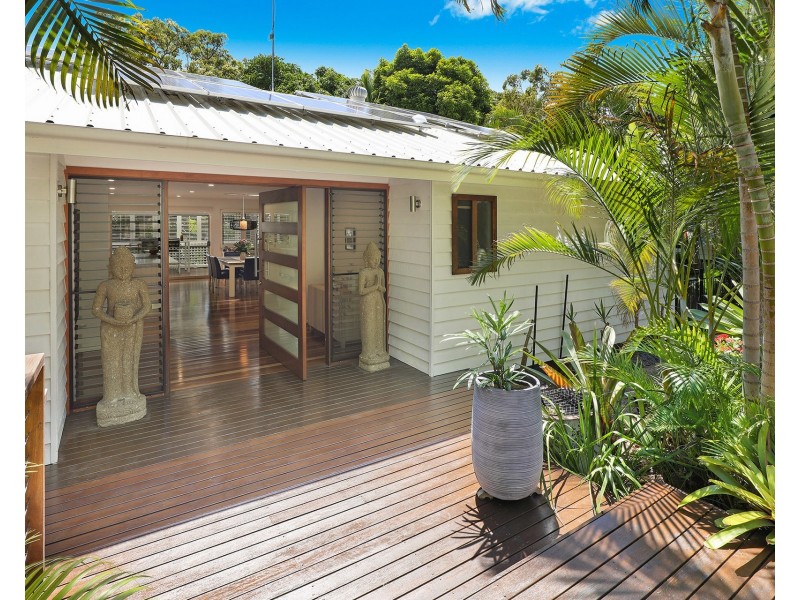 13 Warana Street, Noosa Heads QLD 4567