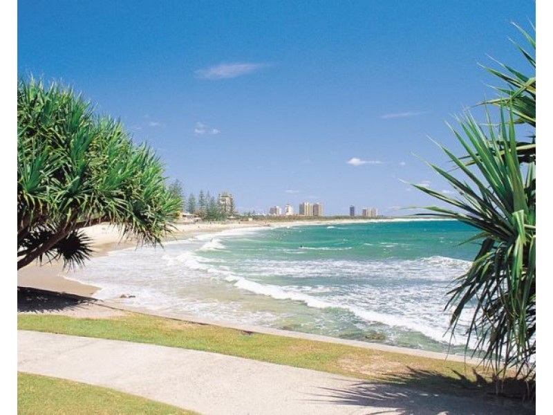 11 Woonum Road, Alexandra Headland QLD 4572