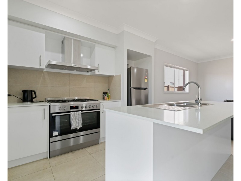 12 Caper Street, Palmview QLD 4553