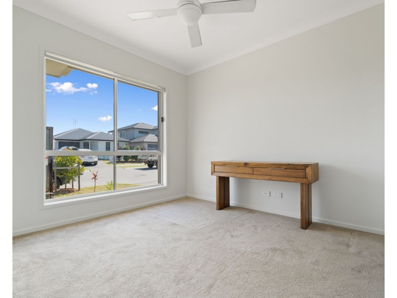 12 Caper Street, Palmview QLD 4553