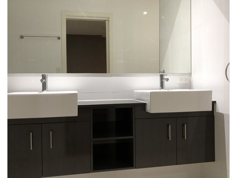 202 The Avenue, Peregian Springs QLD 4573