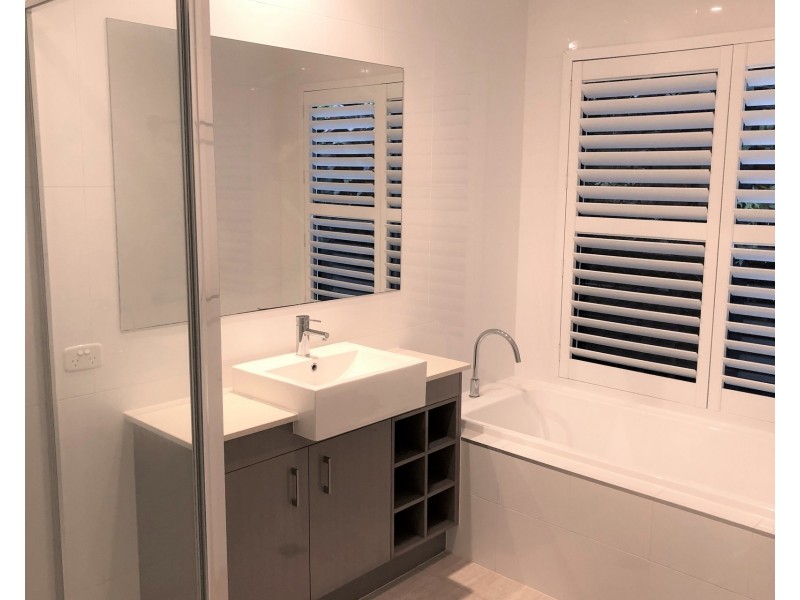 202 The Avenue, Peregian Springs QLD 4573