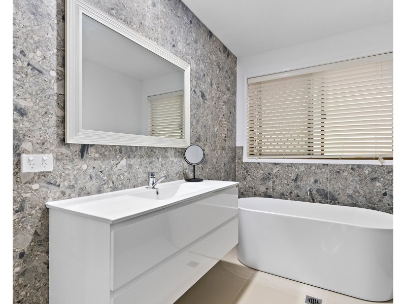 8 Derby Court, Buderim QLD 4556