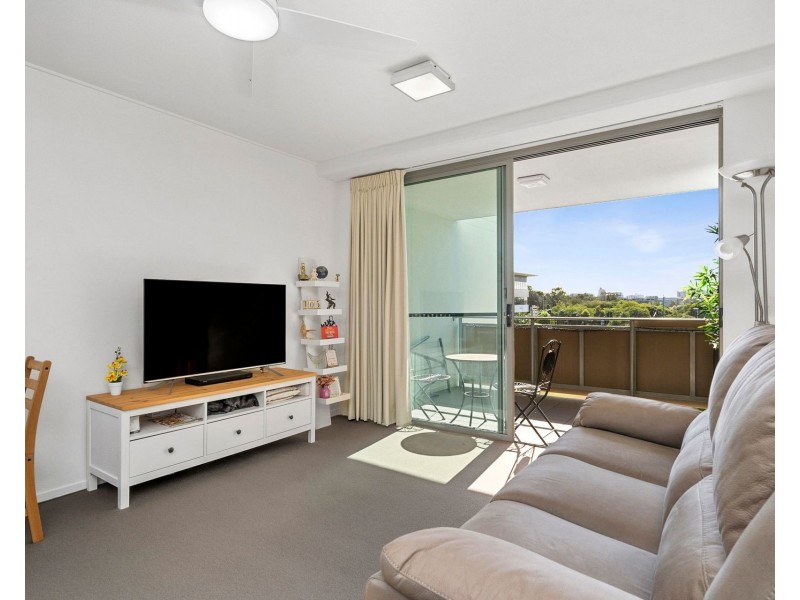 5303/5 Emporio Place, Maroochydore QLD 4558