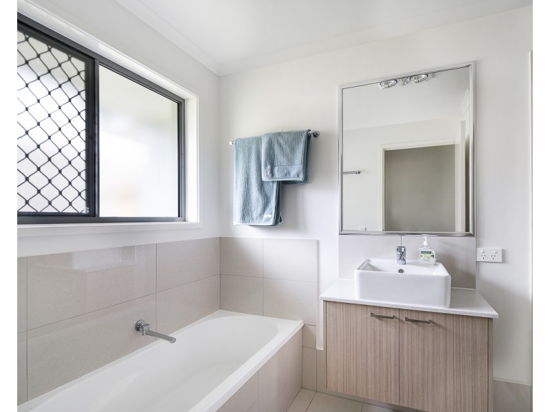 7 Perren Crescent, Bli Bli QLD 4560