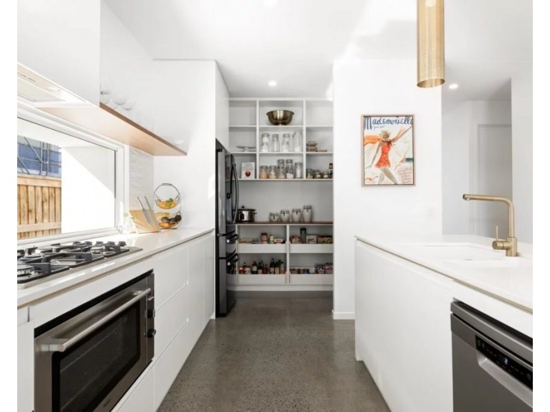 7 Cutback Court, Bokarina QLD 4575