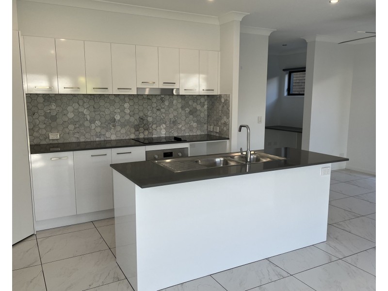 16 Driver Street, Palmview QLD 4553