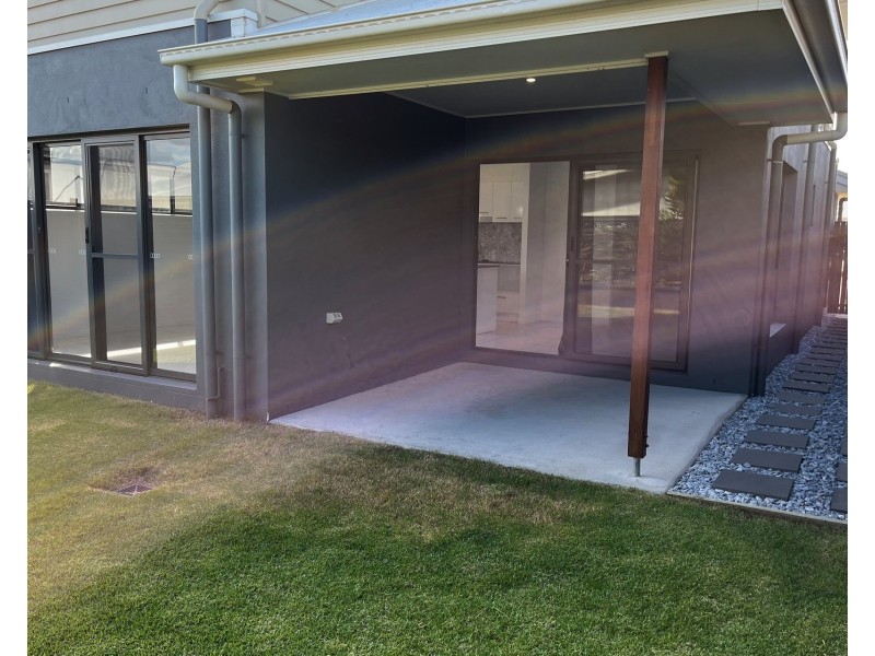 16 Driver Street, Palmview QLD 4553