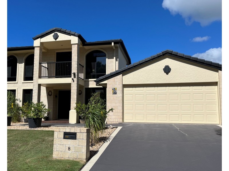 8 Coho Court, Mountain Creek QLD 4557