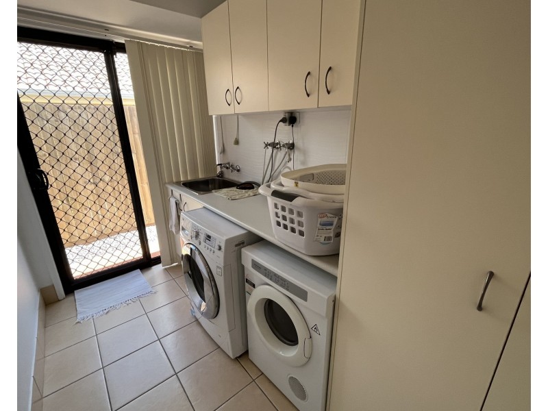 8 Coho Court, Mountain Creek QLD 4557