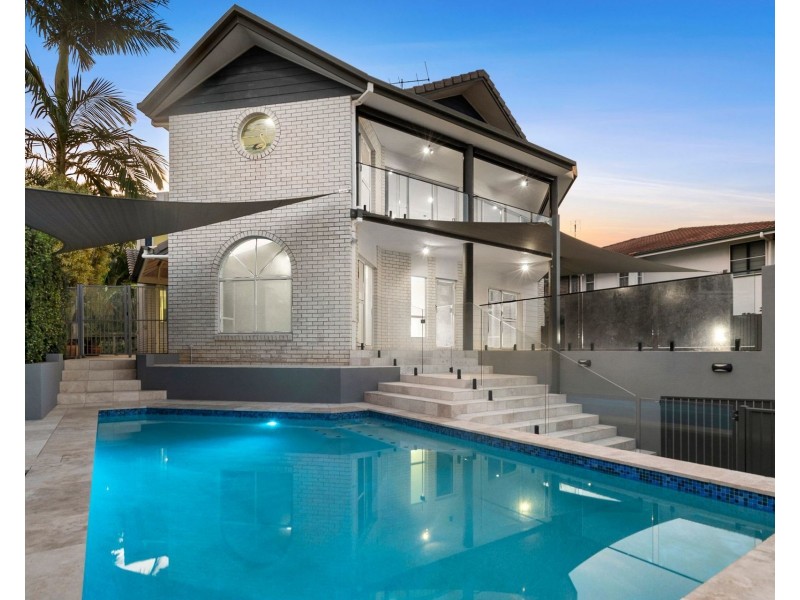12 Ocean Crest Place, Alexandra Headland QLD 4572