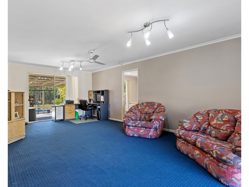 18 Wattlebird Place, Landsborough QLD 4550