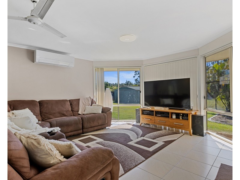 18 Wattlebird Place, Landsborough QLD 4550