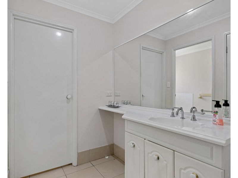 18 Wattlebird Place, Landsborough QLD 4550