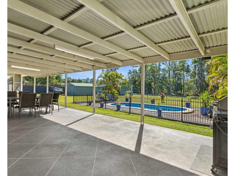 18 Wattlebird Place, Landsborough QLD 4550