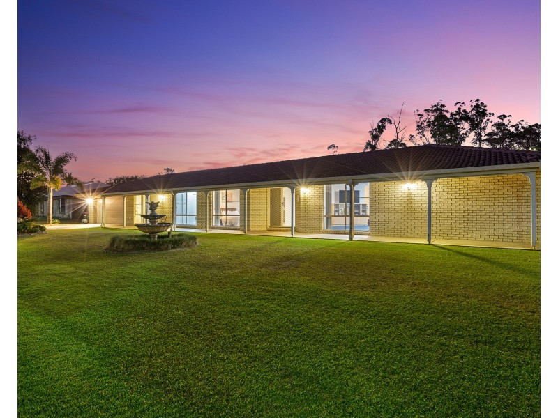 18 Wattlebird Place, Landsborough QLD 4550