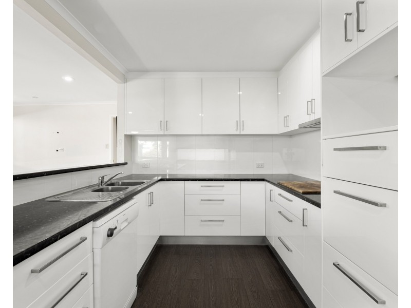 14 Beltana Crescent, Buddina QLD 4575