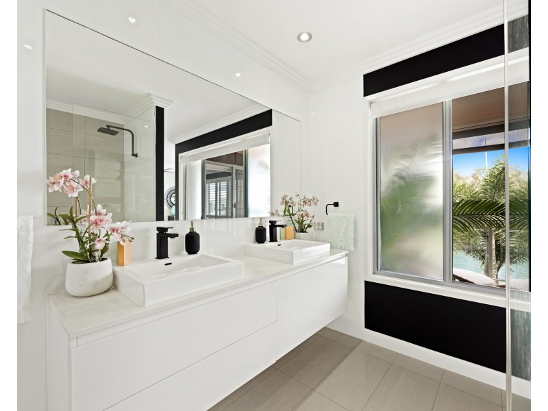 16 Sarina Place, Maroochydore QLD 4558