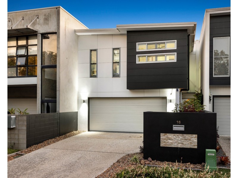 16 Sarina Place, Maroochydore QLD 4558