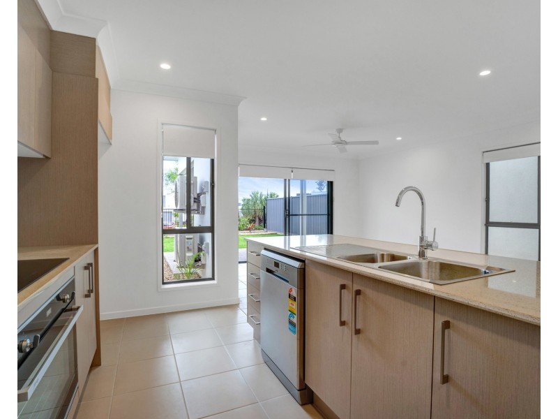 7 Cycad Lane, Forest Glen QLD 4556